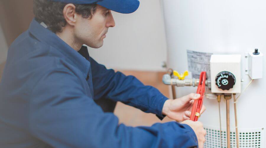 Local expert plumbing services in Lagro, IN